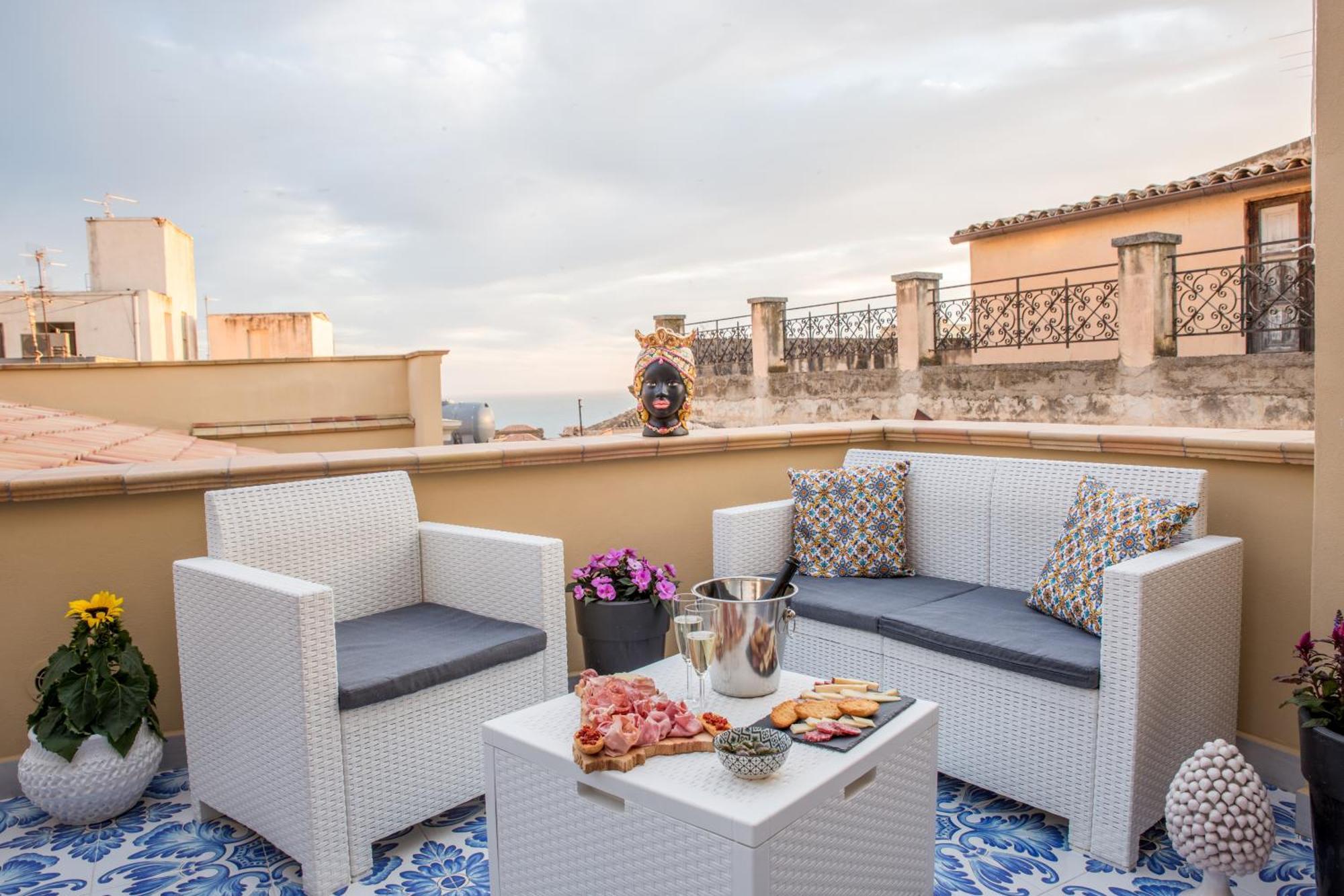 Keramos Luxury Rooms Sciacca Εξωτερικό φωτογραφία